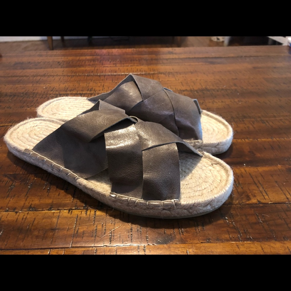 Recycled leather grey jute sandals